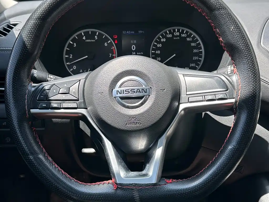 Nissan Sylphy 2019 — фото 13
