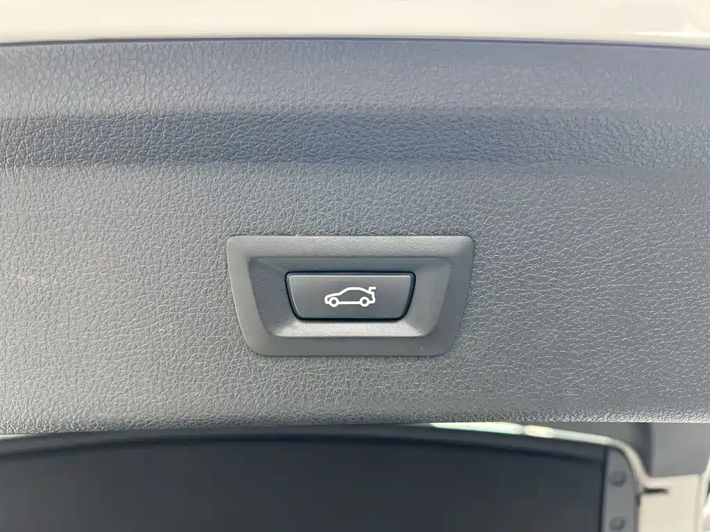 BMW 3 Series GT 2018 — фото 20