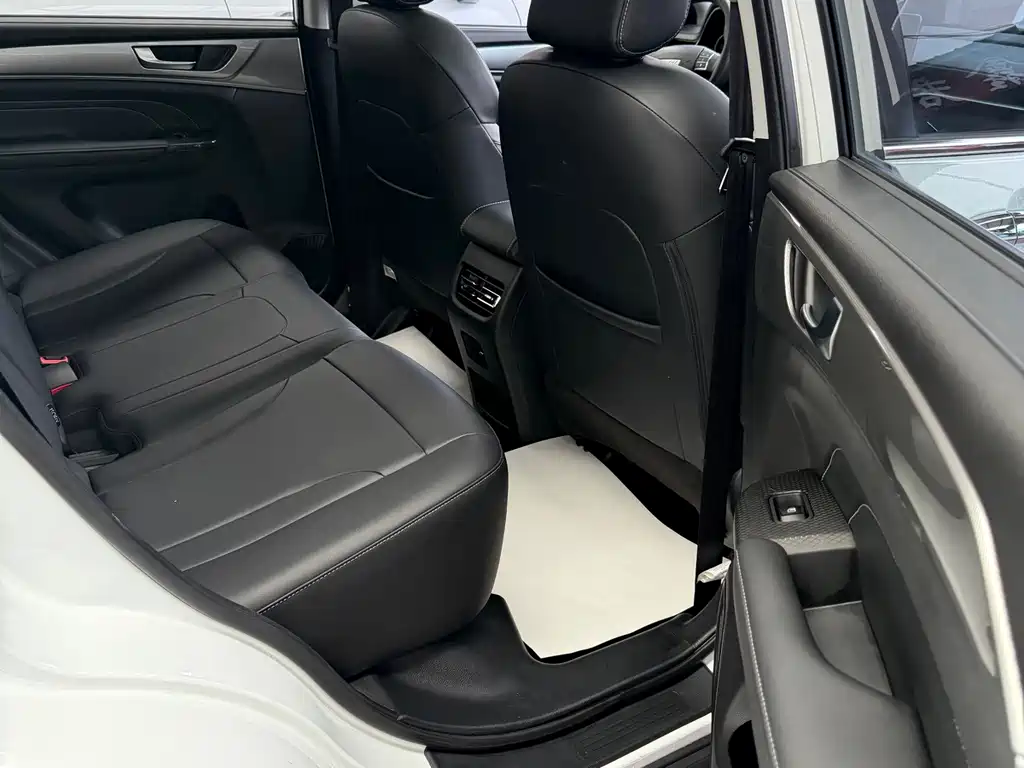 Haval M6 2022 — фото 13