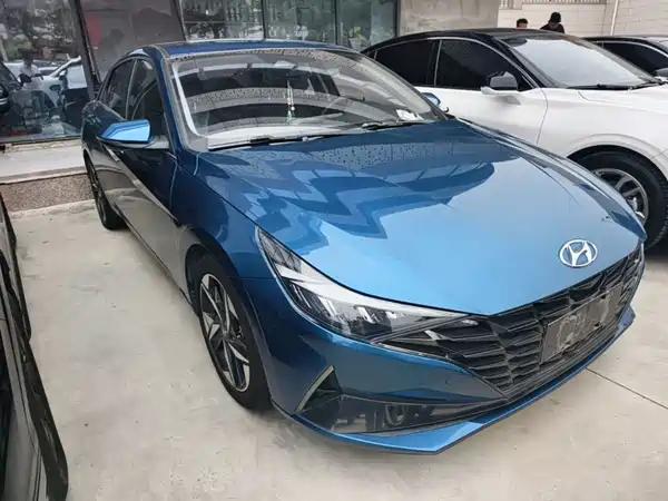 Hyundai Elantra 2021