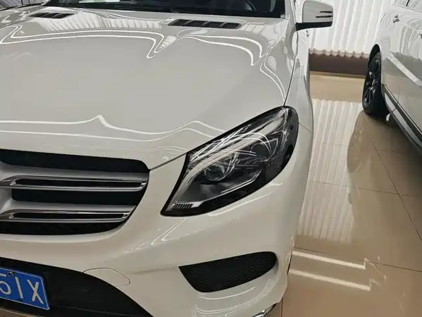 Mercedes-Benz GLE 2016