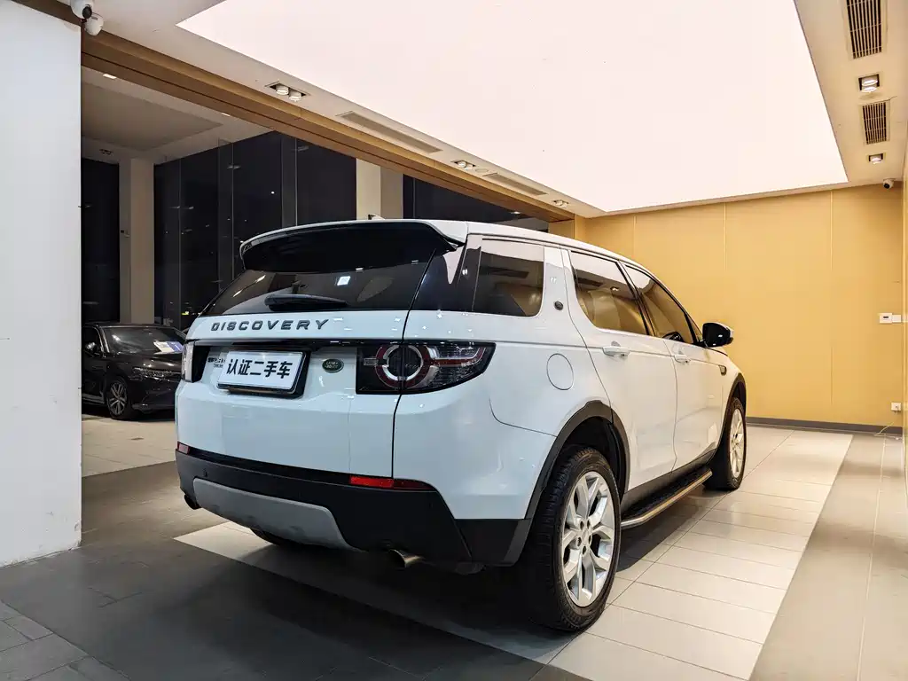 Land Rover Discovery Sport 2017 — фото 29