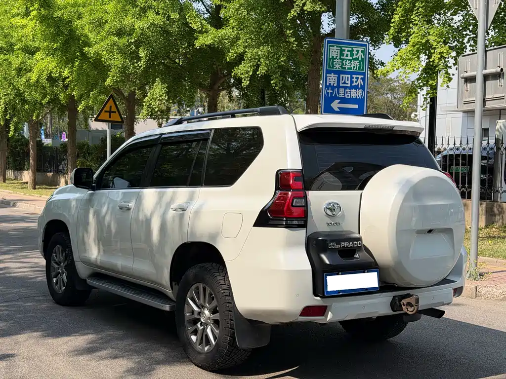 Toyota Prado 2018 — фото 25