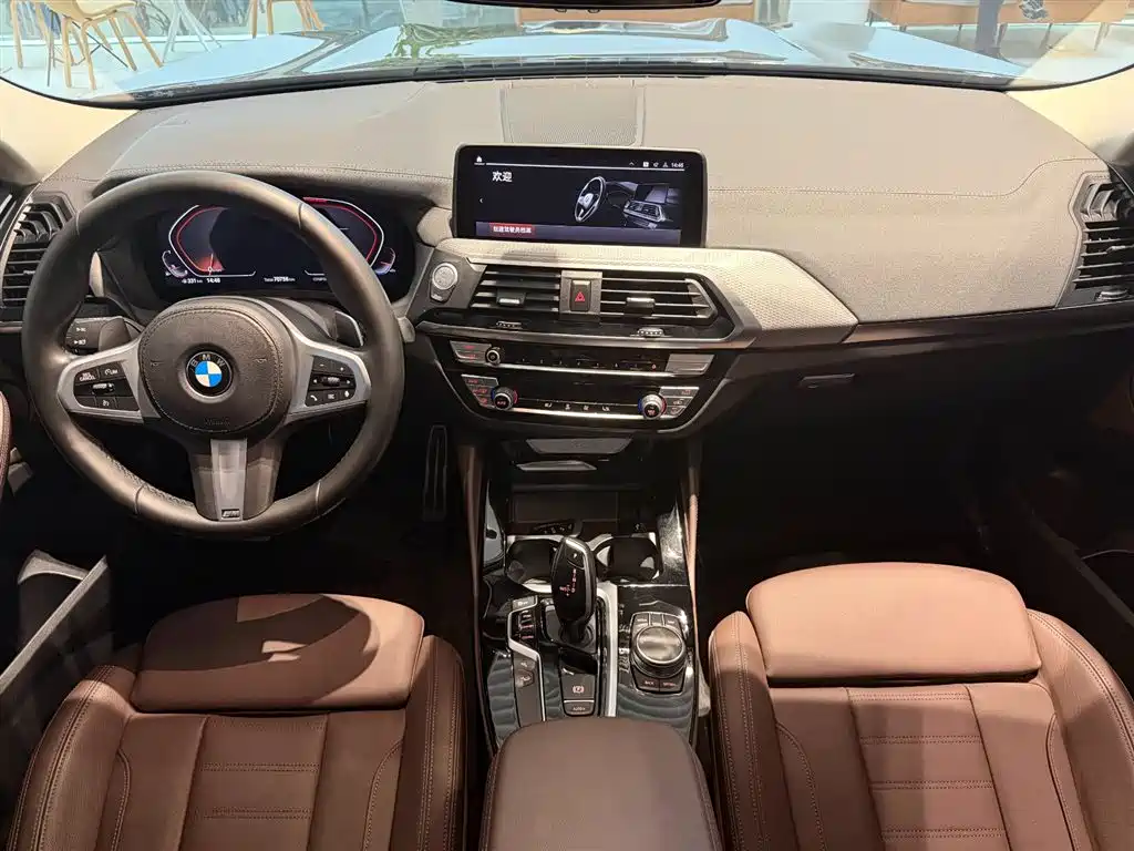 BMW X4 2021 — фото 8