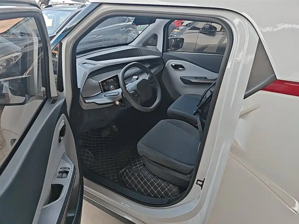 Wuling Nano EV 2022 — фото 10
