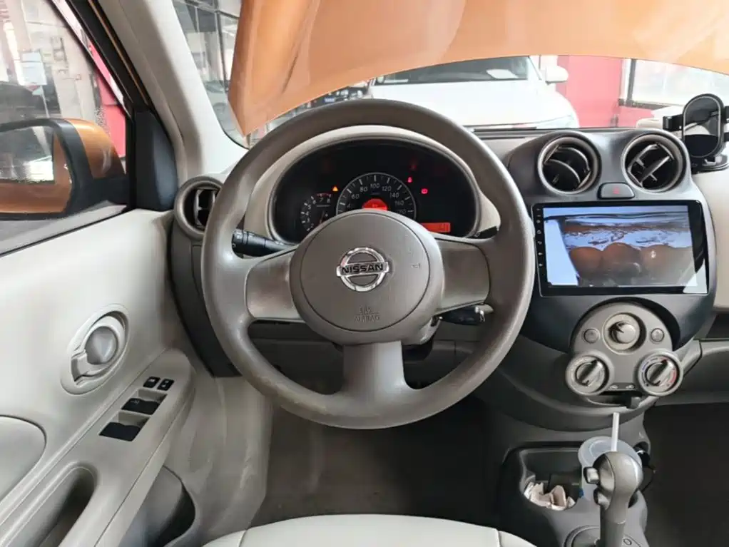 Nissan March 2015 — фото 11