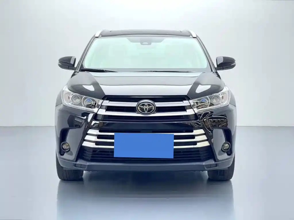 Toyota Highlander 2021 — фото 2