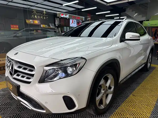 Mercedes-Benz GLA 2019