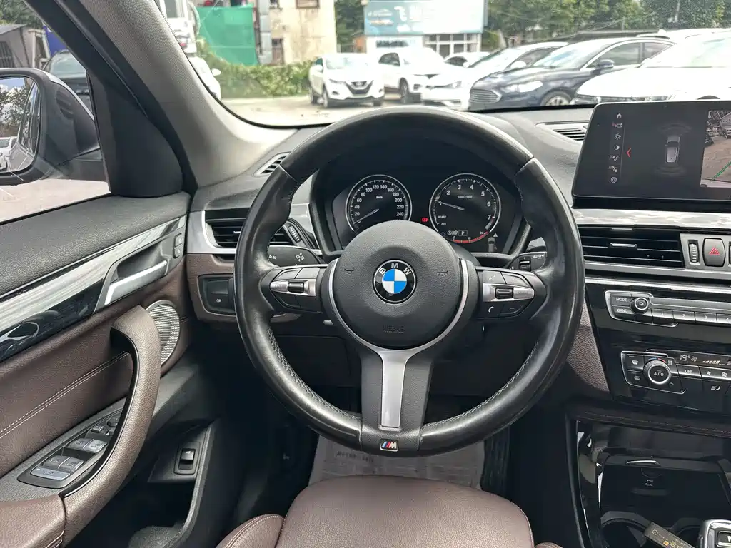BMW X1 2021 — фото 15