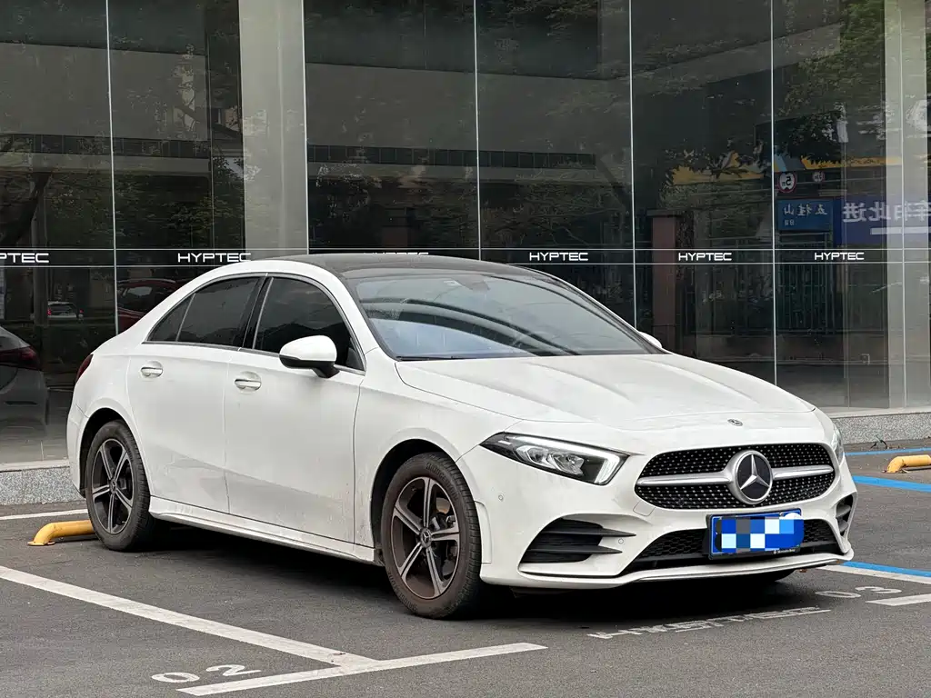 Mercedes-Benz A-Class 2022 — фото 3