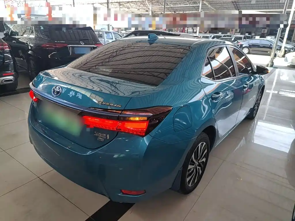 Toyota Corolla Hybrid 2019 — фото 7