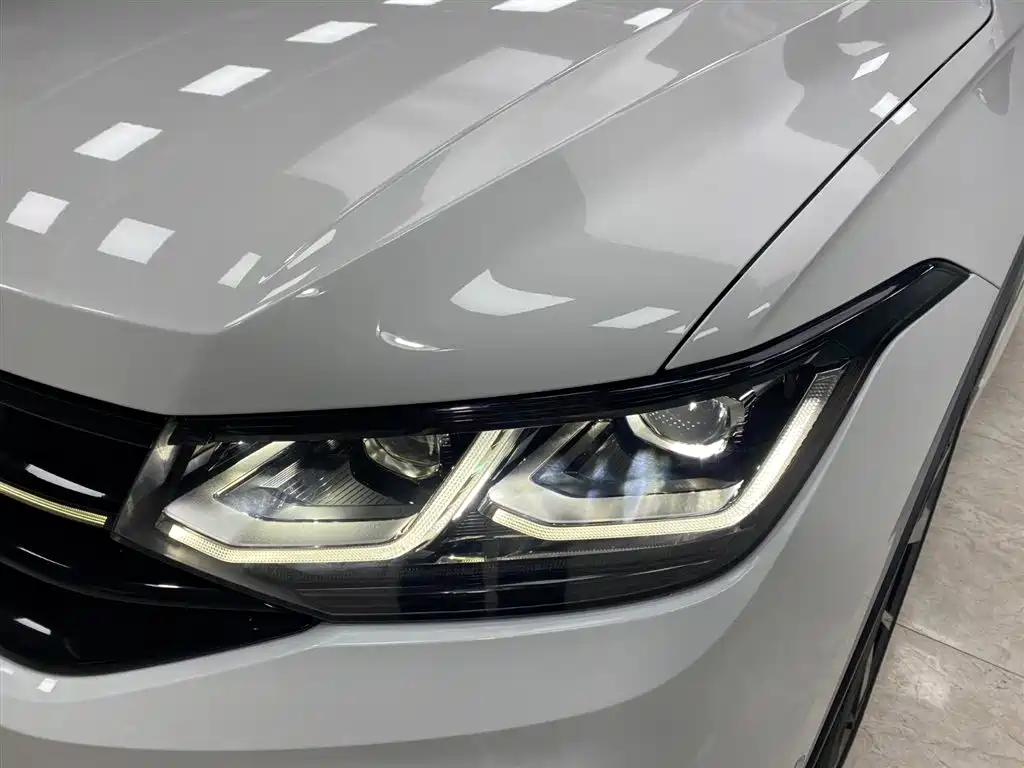 Volkswagen Tiguan X 2022 — фото 19