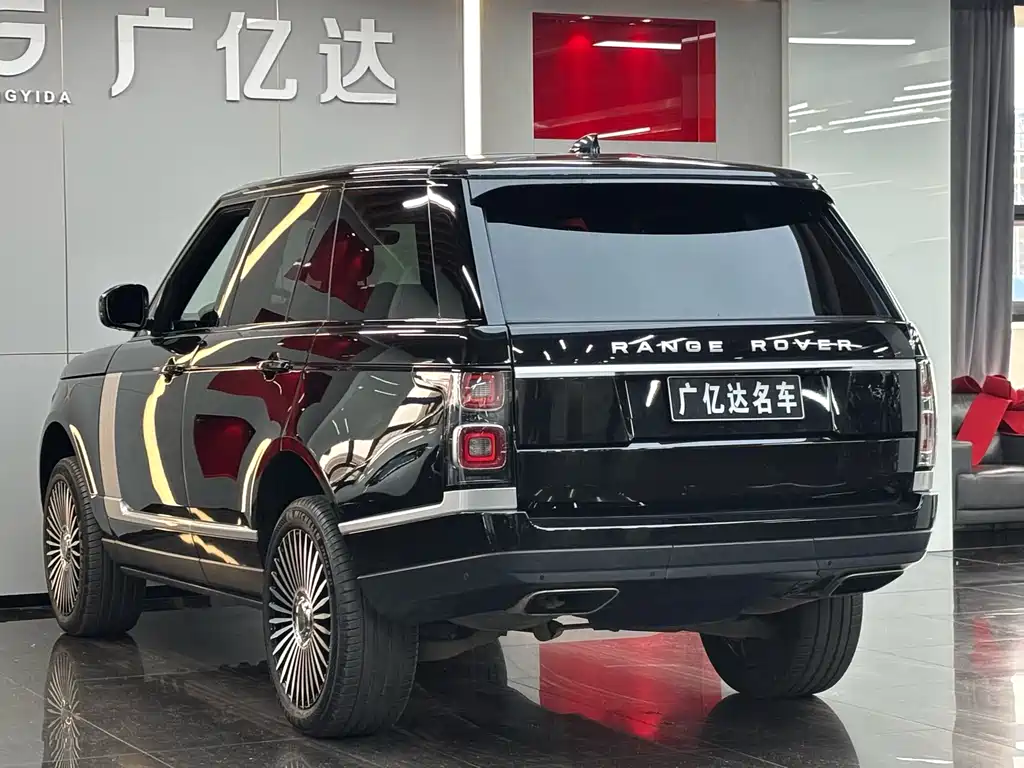 Land Rover Range Rover 2019 — фото 17