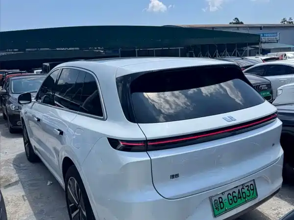 Li Auto L6 2024