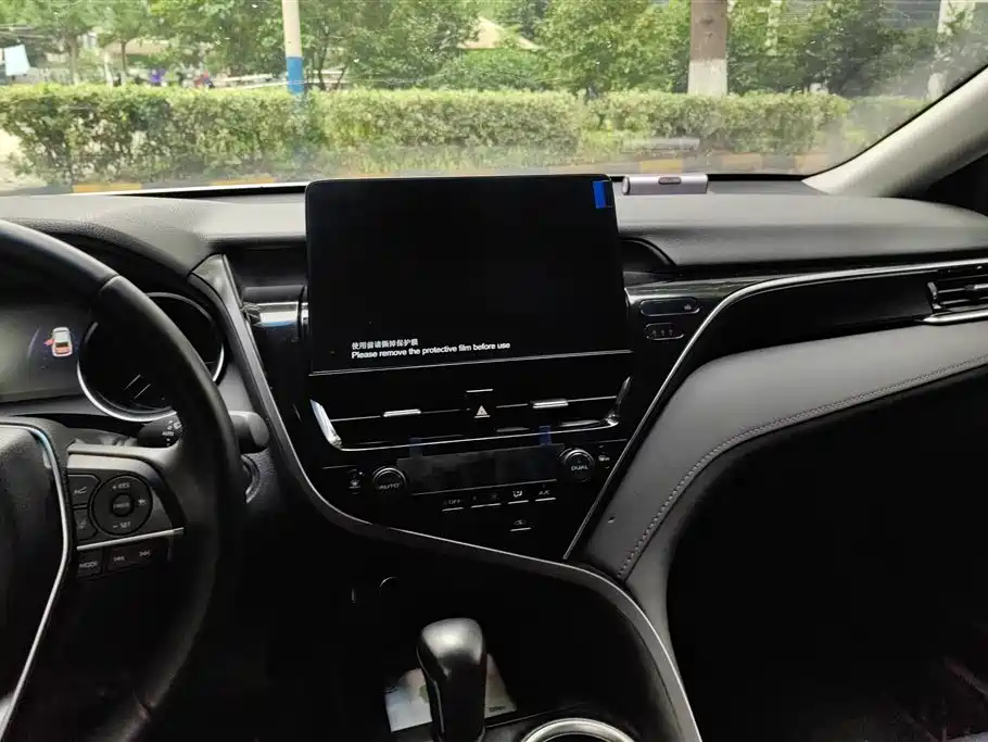 Toyota Camry 2024 — фото 13