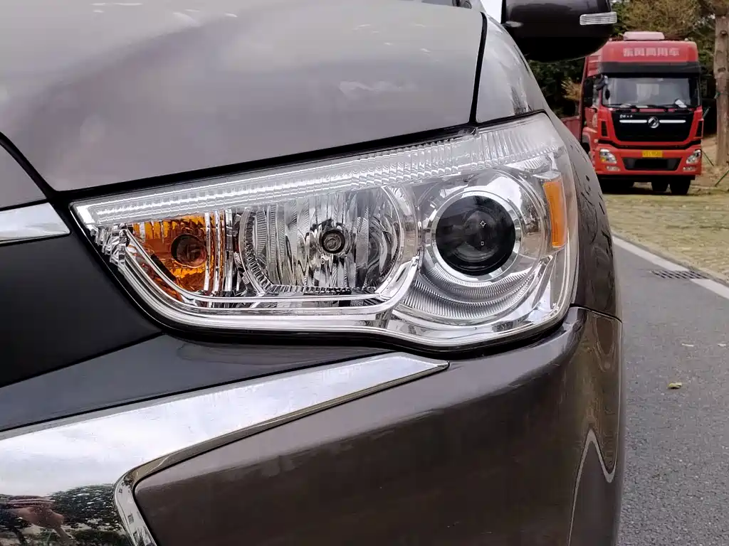 Mitsubishi ASX 2017 — фото 11