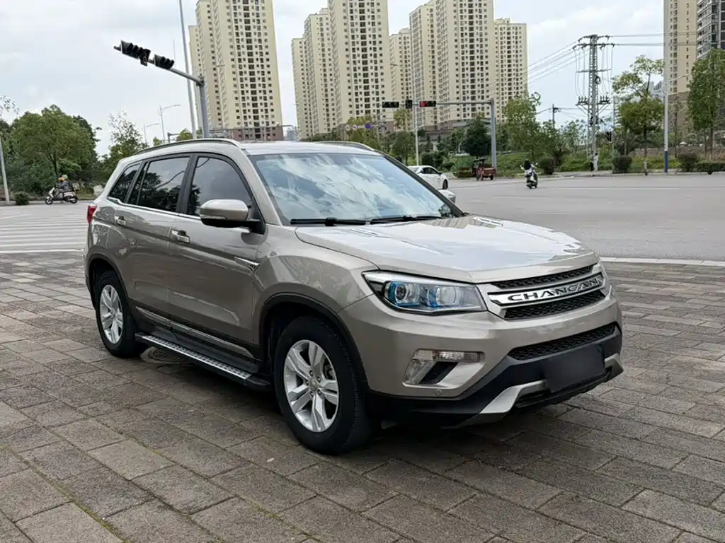 Changan CS75 2016 — фото 4