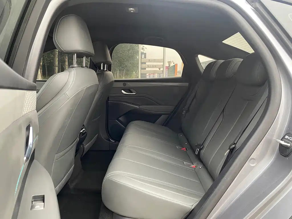 BYD Qin PLUS 2025 — фото 11