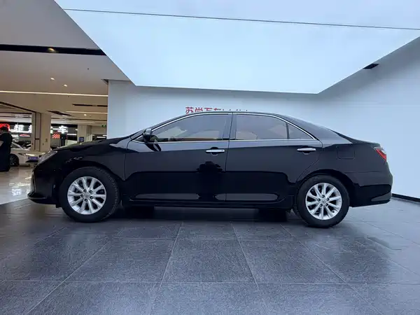 Toyota Camry 2015