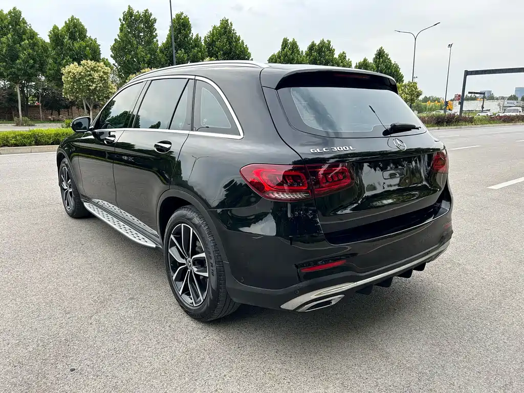 Mercedes-Benz GLC 2022 — фото 17