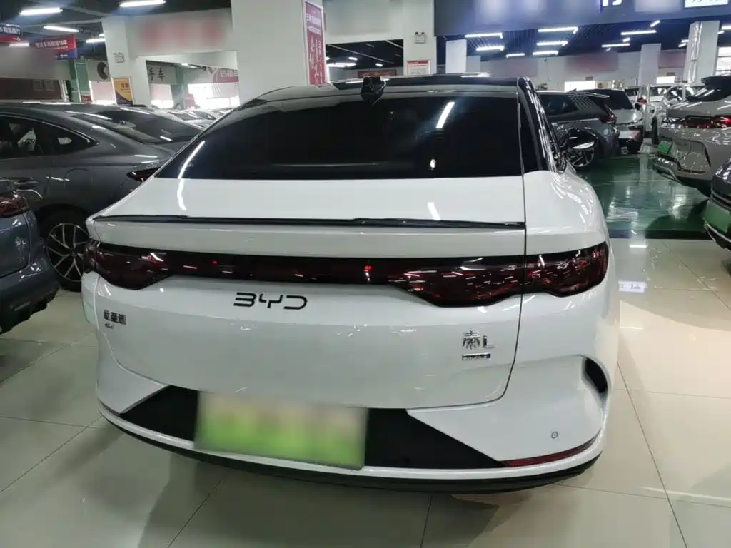 BYD Qin L 2025 — фото 6