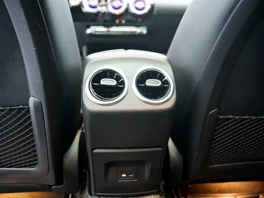 Mercedes-Benz A-Class 2020 — фото 14