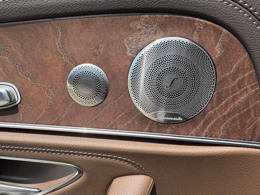 Mercedes-Benz E-Class 2023 — фото 16