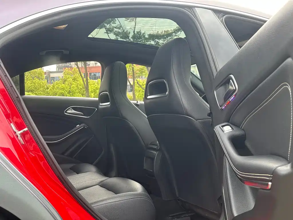 Mercedes-Benz CLA 2017 — фото 12