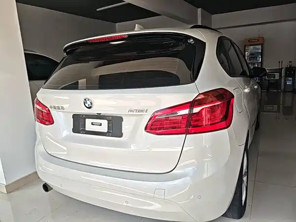 BMW 2 Series Station Wagon 2017