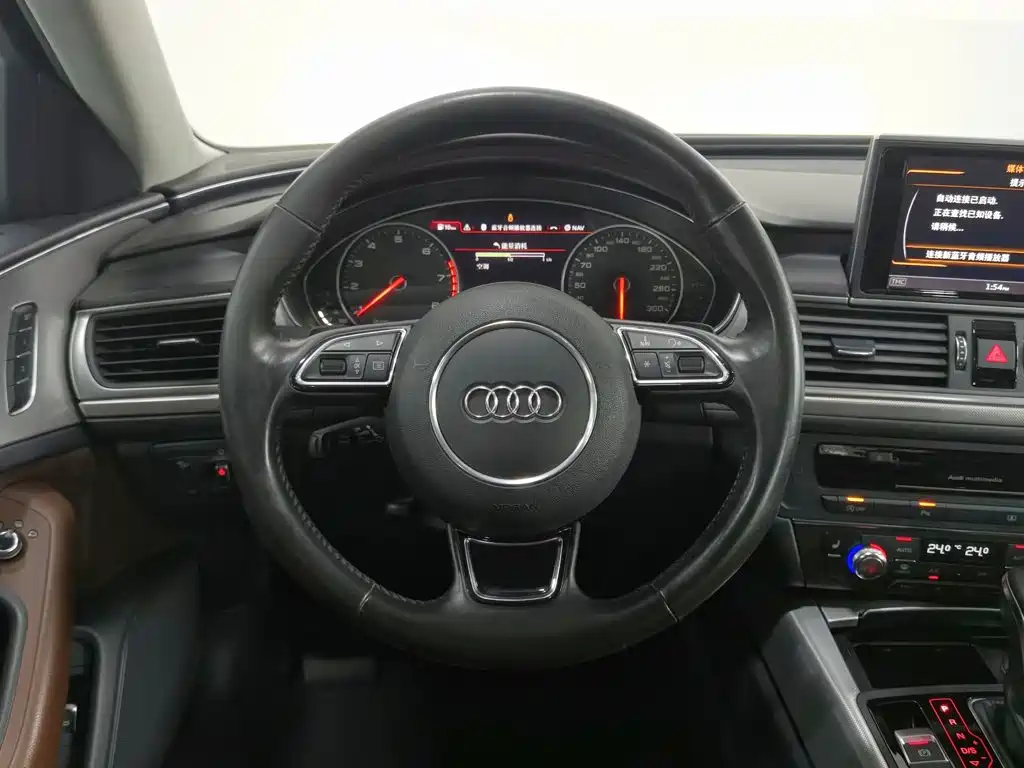 Audi A6L 2016 — фото 11