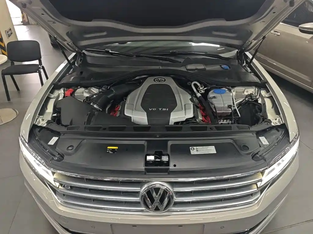 Volkswagen Phideon 2016 — фото 20