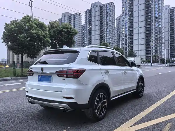 Roewe RX5 2016