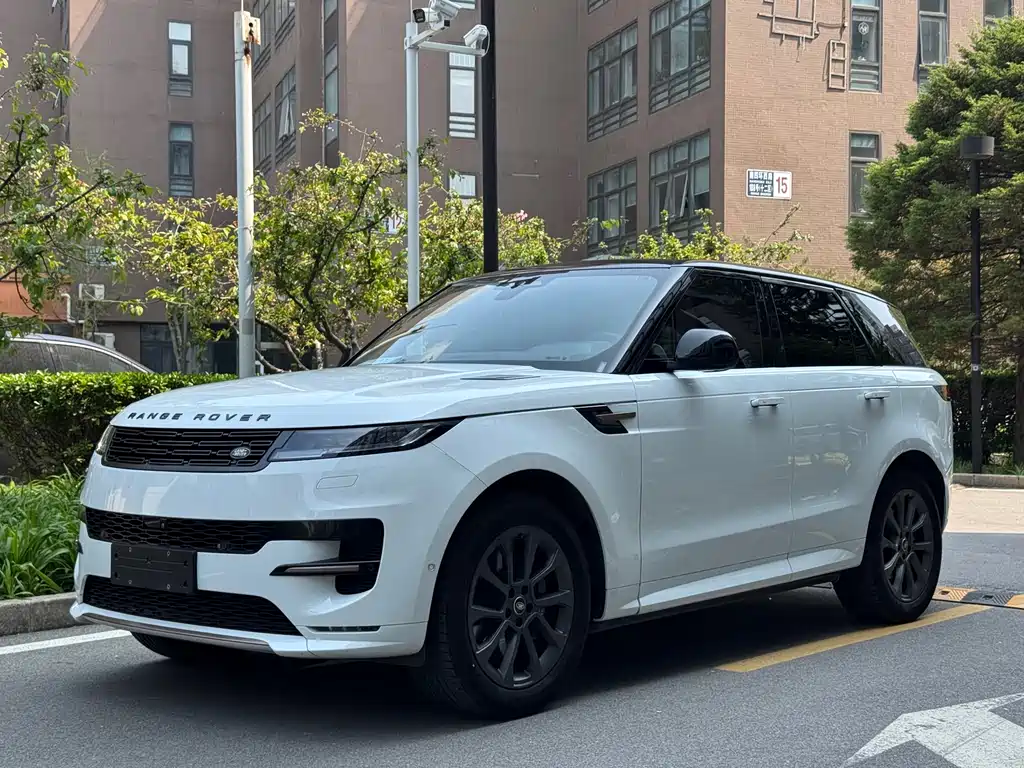 Land Rover Sport 2023 — фото 1