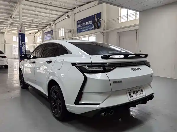 Dongfeng Yixuan 2024