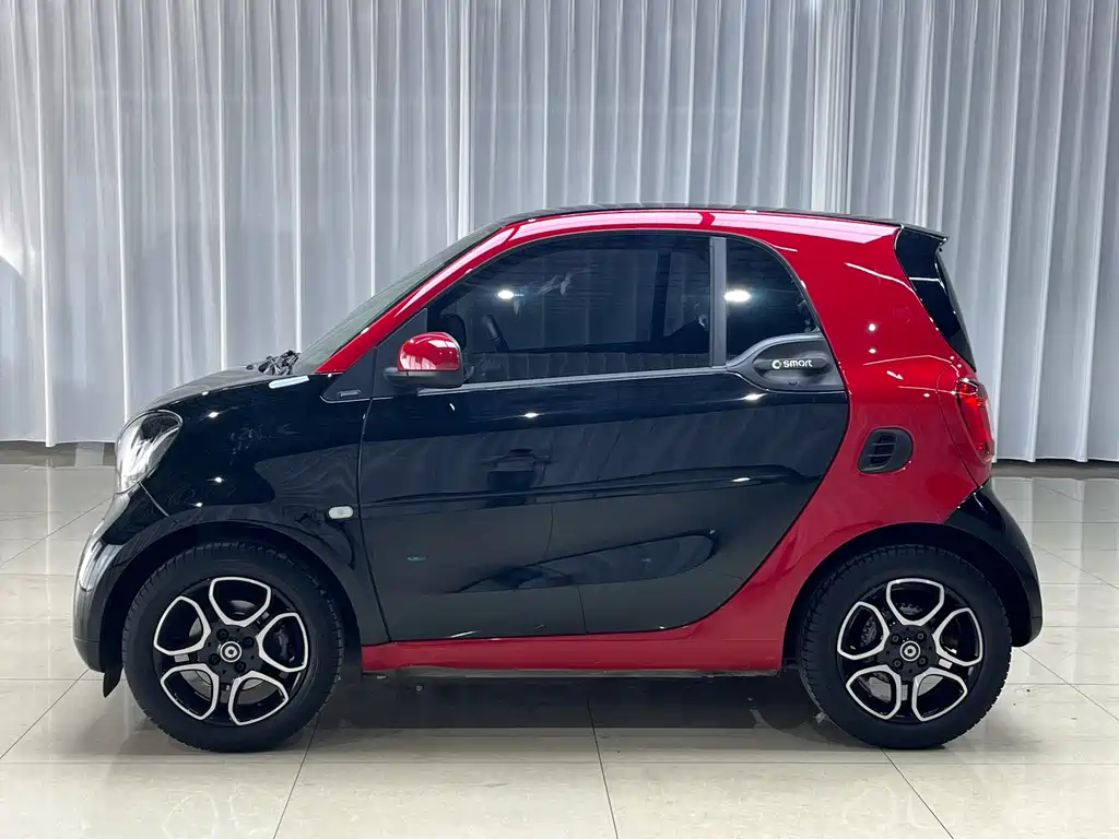 smart fortwo 2019 — фото 4