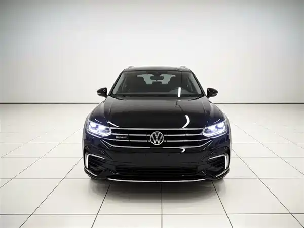 Volkswagen Tiguan L Plug-In Hybrid 2022