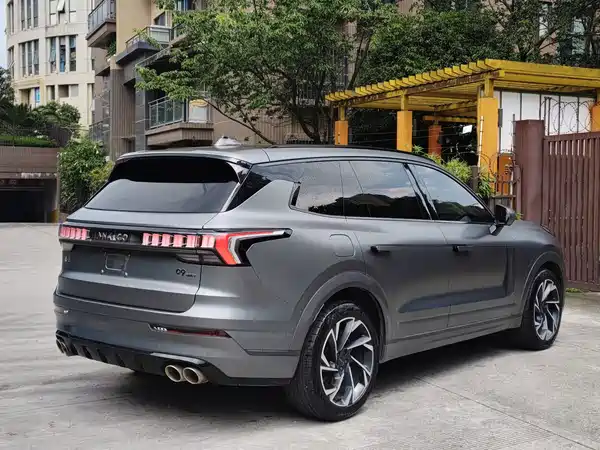 Lynk & Co 09 2022