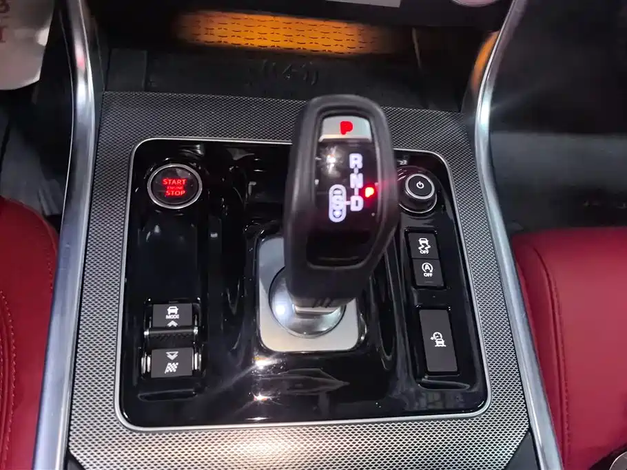 Jaguar XEL 2023 — фото 16