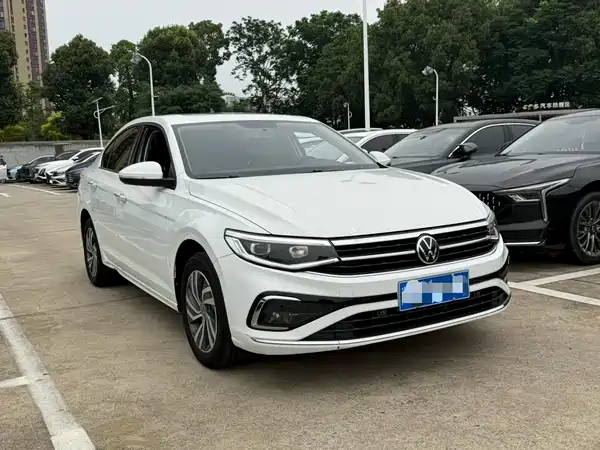 Volkswagen Bora 2024