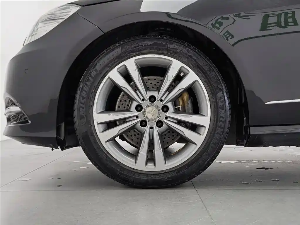Mercedes-Benz E-Class 2013 — фото 17