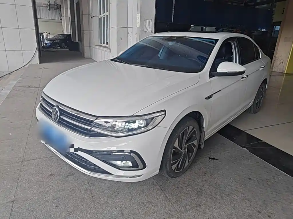 Volkswagen Bora 2024