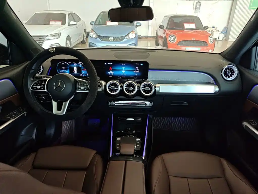 Mercedes-Benz GLB 2023 — фото 10
