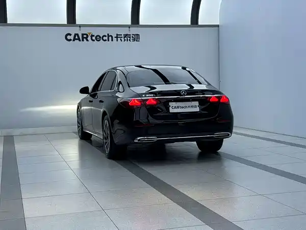 Mercedes-Benz E-Class 2025