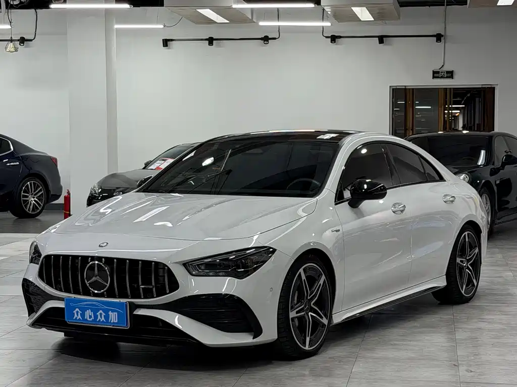Mercedes-Benz CLA AMG 2024 — фото 1