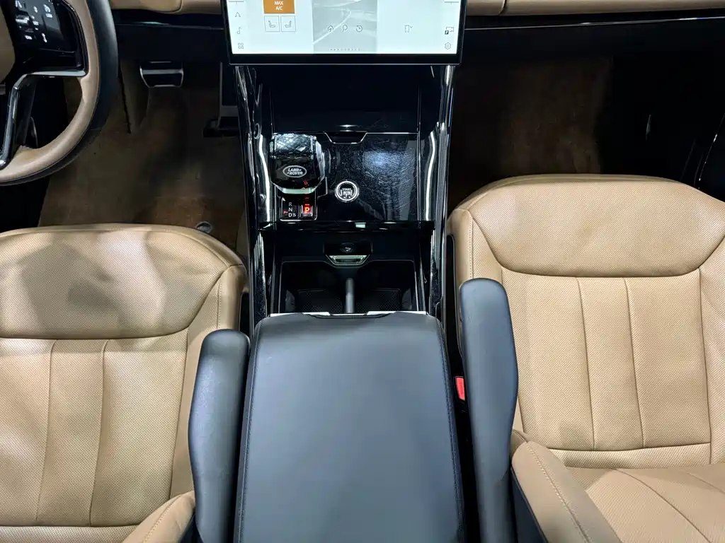 Land Rover Range Rover Sport 2024 — фото 27