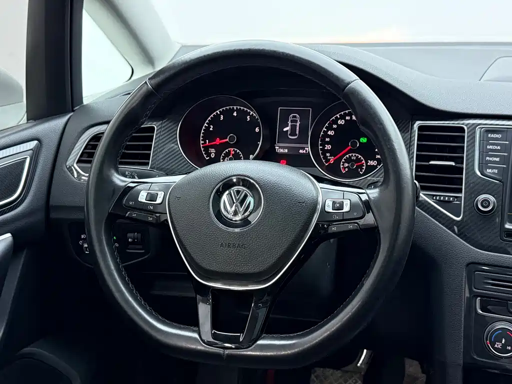 Volkswagen Golf Jialu 2017 — фото 7