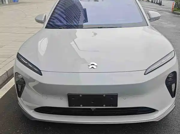 NIO ET5 2024