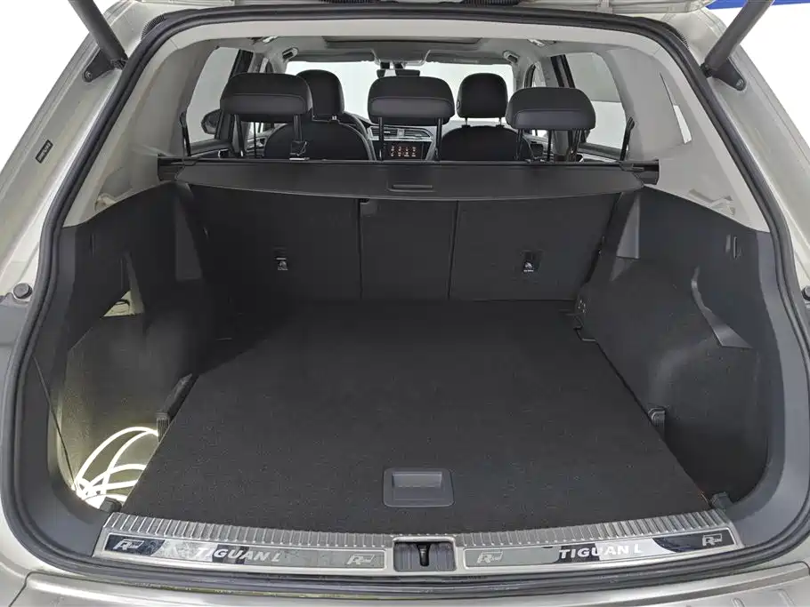 Volkswagen Tiguan L 2021 — фото 4