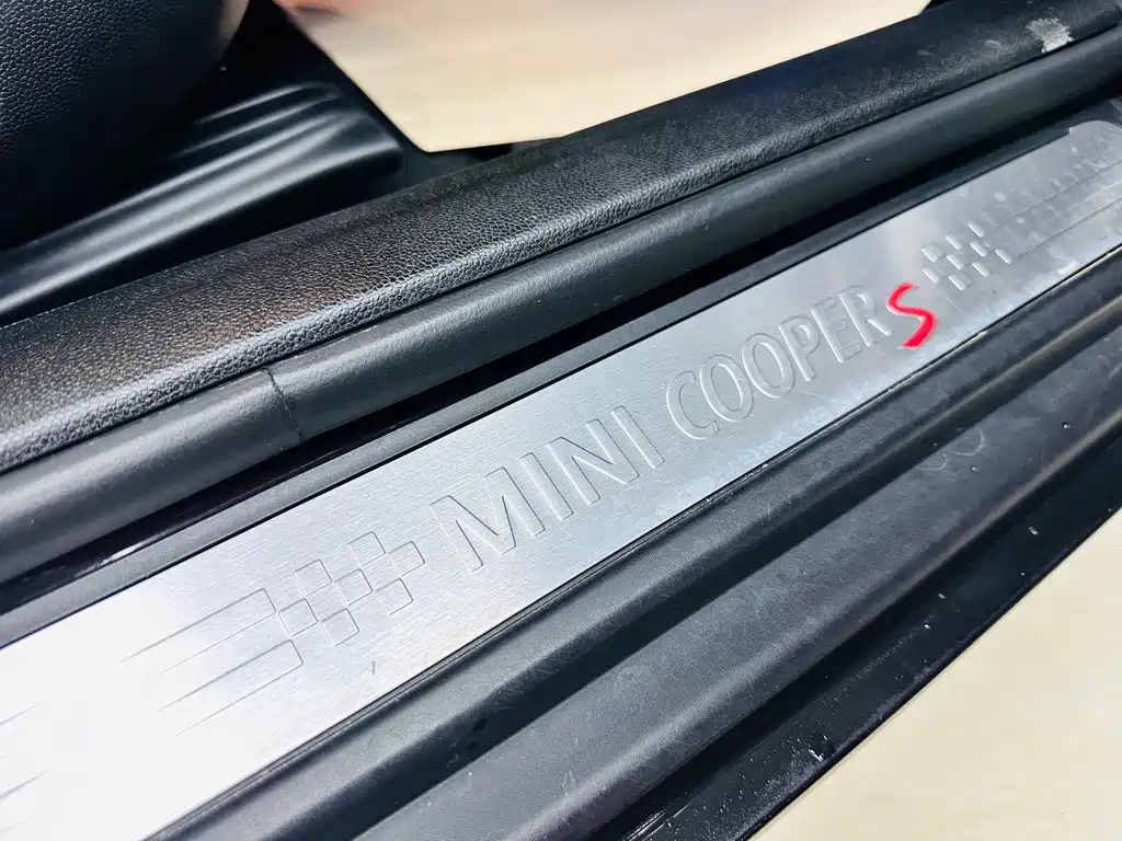 MINI Clubman 2018 — фото 22