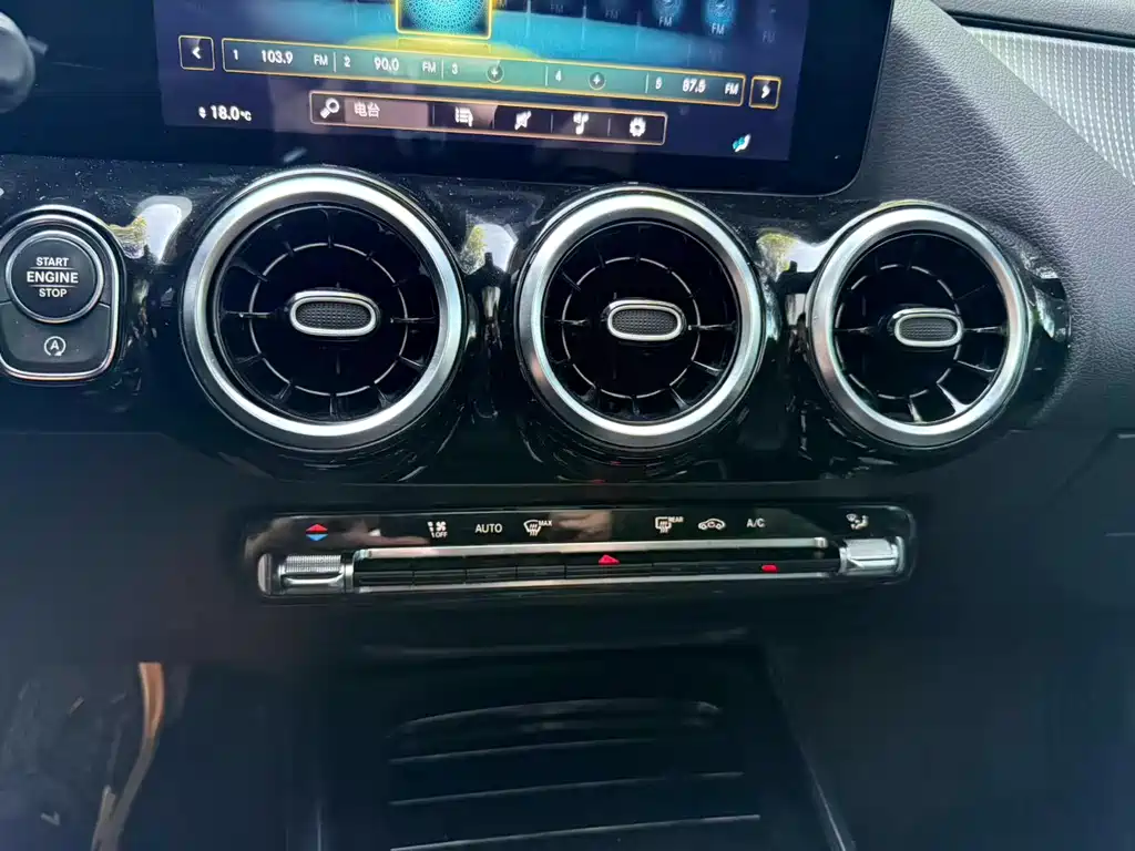 Mercedes-Benz B-Class 2021 — фото 11